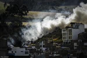 Incendie dans un quartier de Pasto, Nariño, Colombie