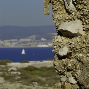 Mur et mer, Frioul, Marseille, France.